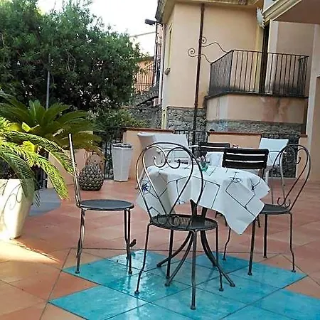 Del Sole Al Plebiscito Otel Sapri
